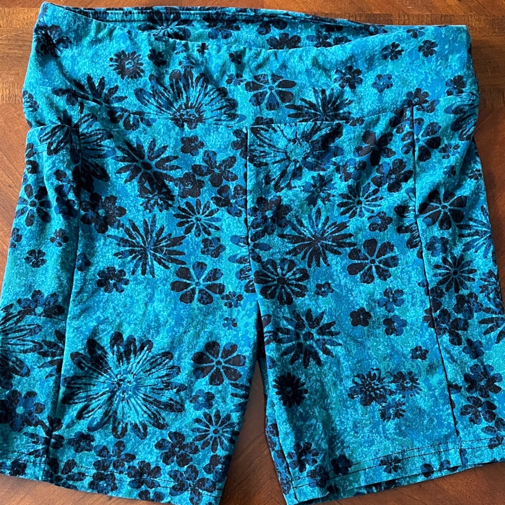 No Boundaries Blue Floral Bike Shorts